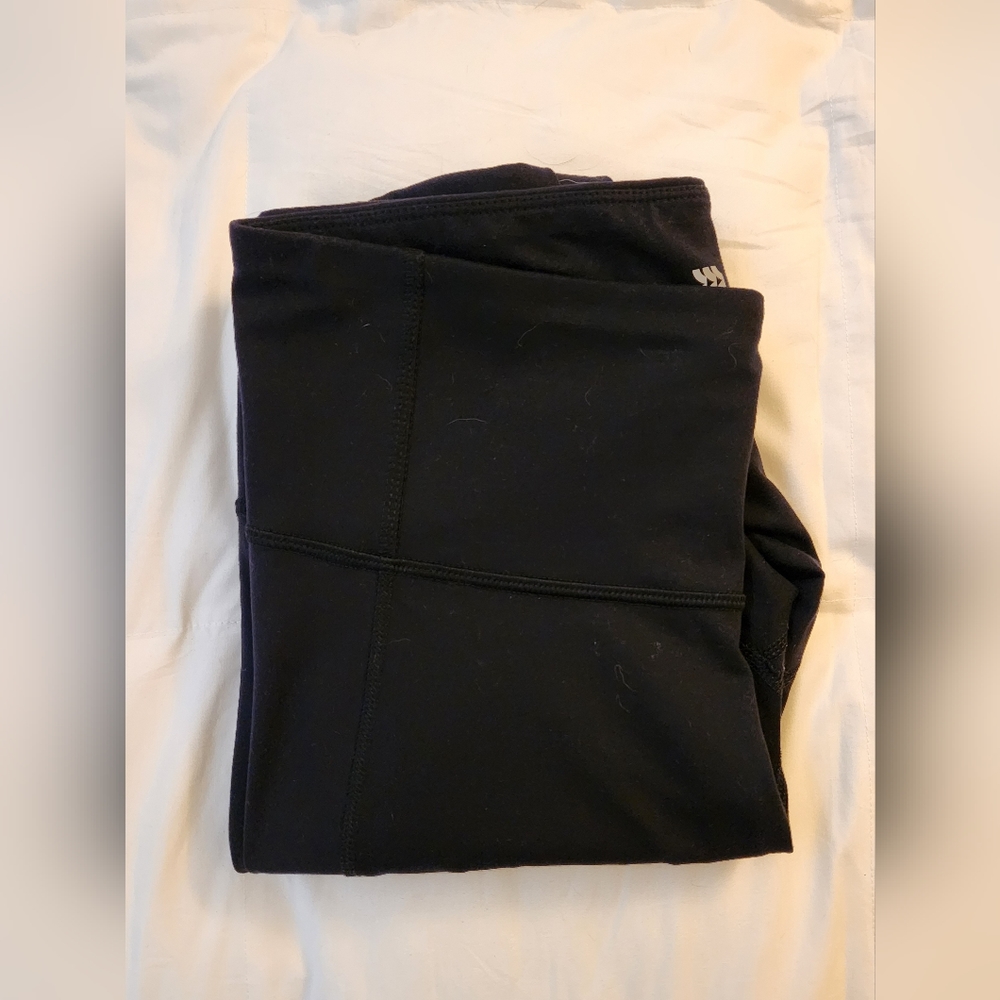 All In Motion - Black - Cropped Leg Yoga Pant
